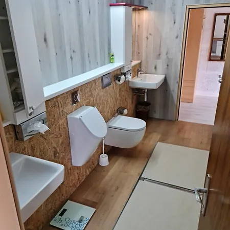 司汉膳食公寓酒店 招待所 沃尔特湖畔韦尔登